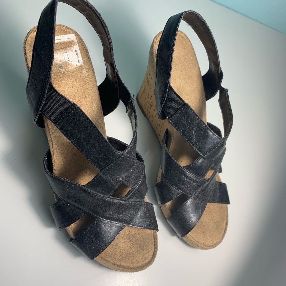 Stylish Black Faux Leather Strap Platform Heels